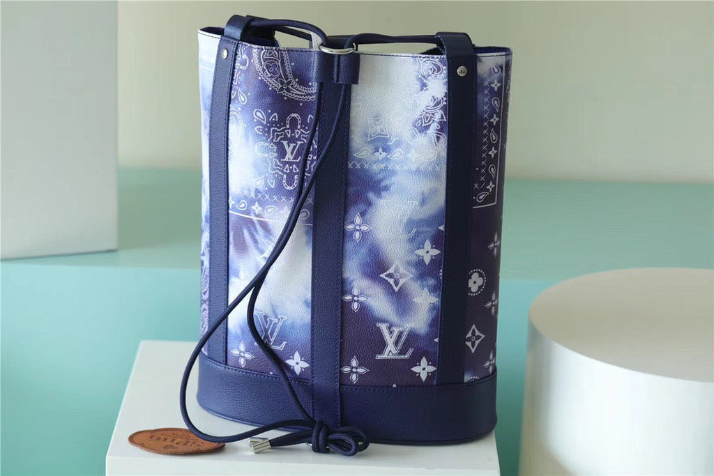 Louis Vuitton Randonee Messenger Monogram Stripes Blue For Men, Bags, Shoulder And Crossbody Bags 10.4in/26cm Louis VuittonÃƒâ€šÃ‚Â 