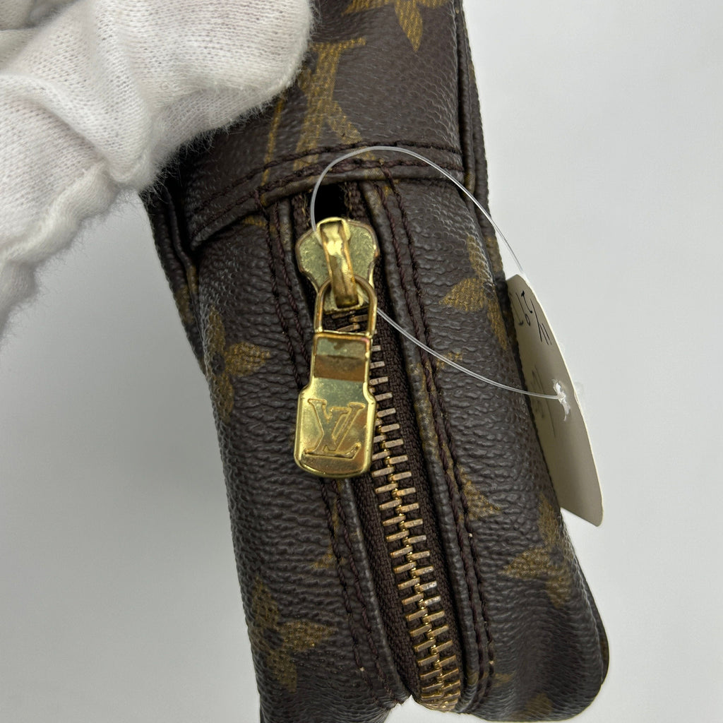 Louis Vuitton Trousse De Toilette Brown Canvas Clutch Bag Louis Vuitton9922sd