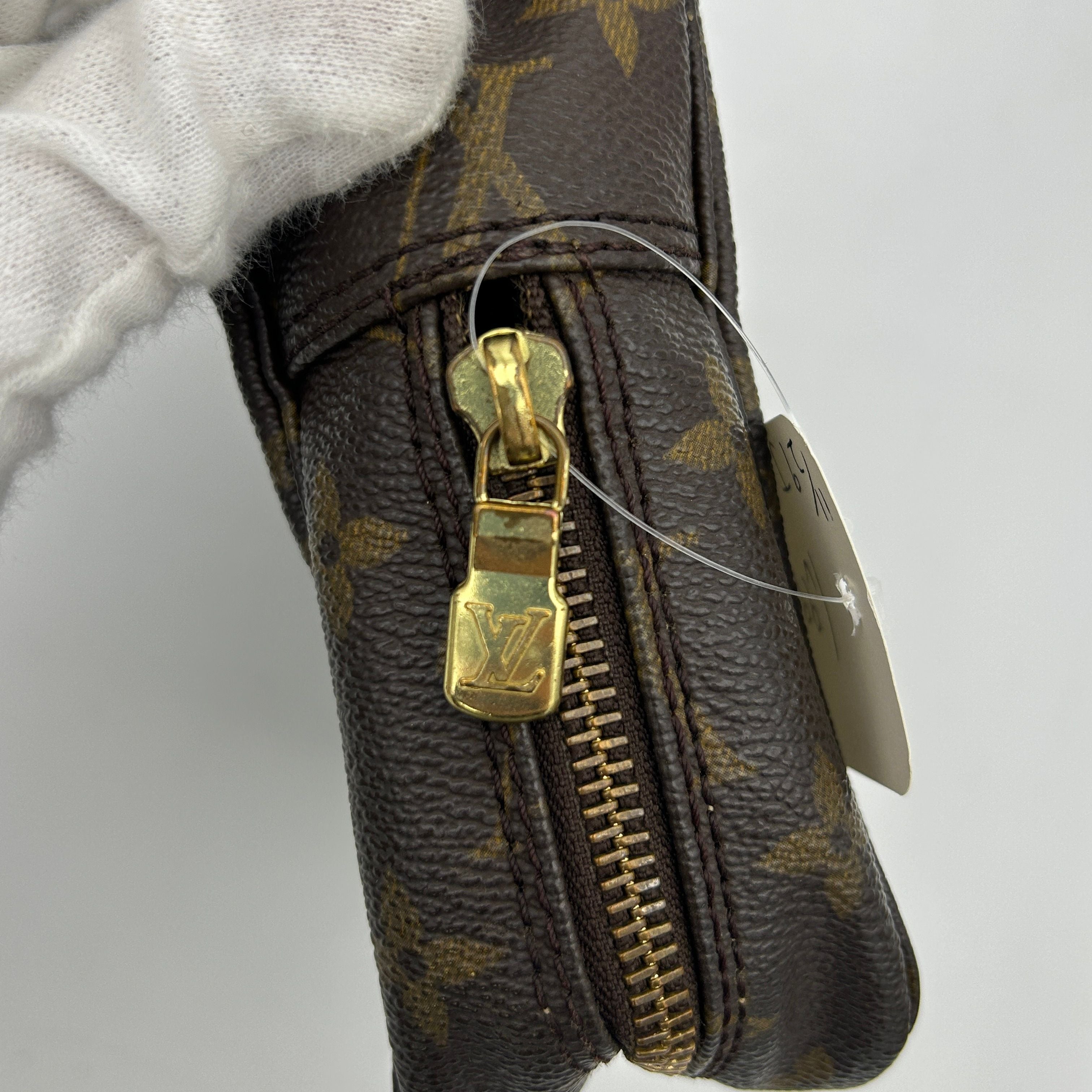 Louis Vuitton Trousse De Toilette Brown Canvas Clutch Bag Louis Vuitton9922sd