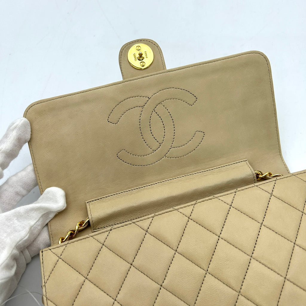 Chanel Beige Gold Lambskin Matelasse Shoulder Bag ch88101cd