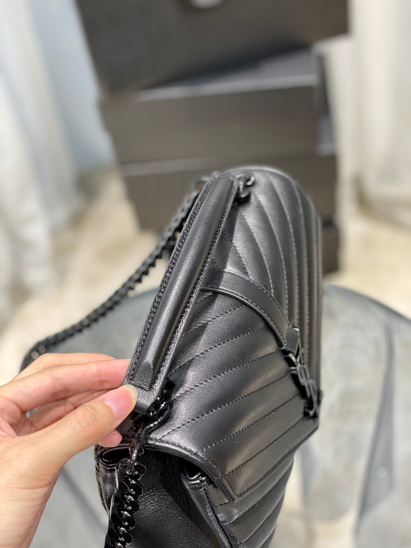 YSSL College Medium Chain Bag Black Metal Toned Hardware For Women 9in/24cm YSL 600279BRM081000