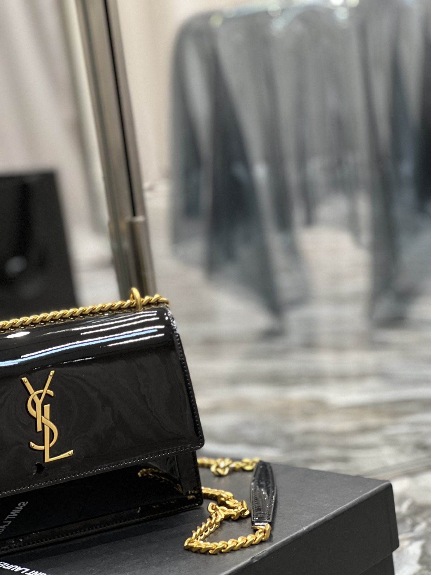 YSSL Sunset Medium Chain Bag For Women 8in/22cm Black YSL