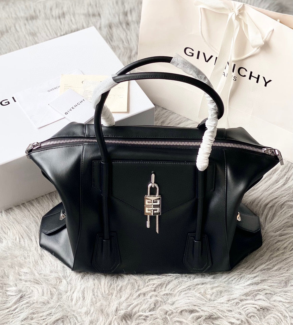 gv Small Antigona Soft Bag Black For Women, Handbags, Shoulder Bags 17.7in/45cm GVC