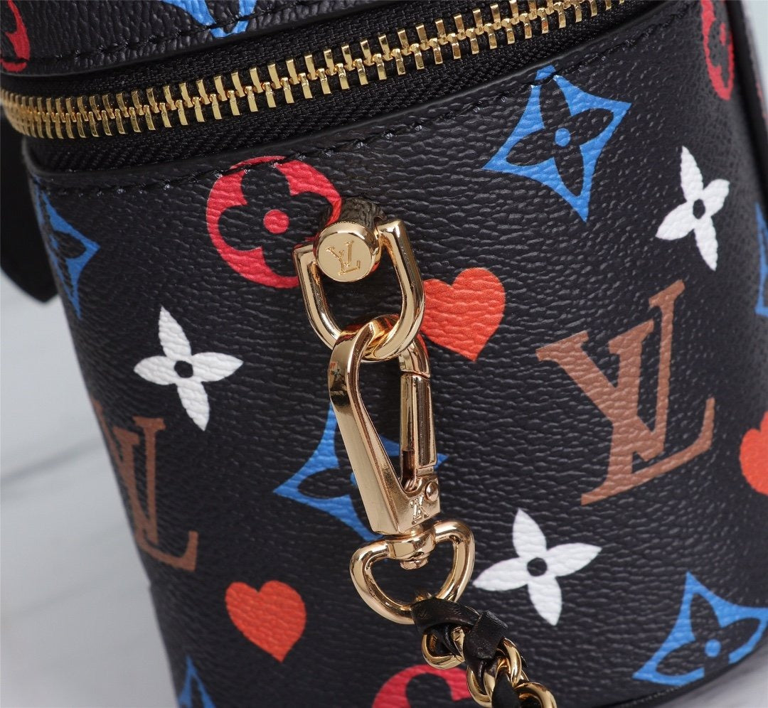 Louis Vuitton Vanity PM Bag Game On Monogram Canvas Black By Nicolas Ghesquiere For Women, WomenÃƒÂ¢Ã¢â€šÂ¬Ã¢â€žÂ¢s Handbags, Shoulder And Crossbody 7.5in/19cm Louis Vuitton M57482