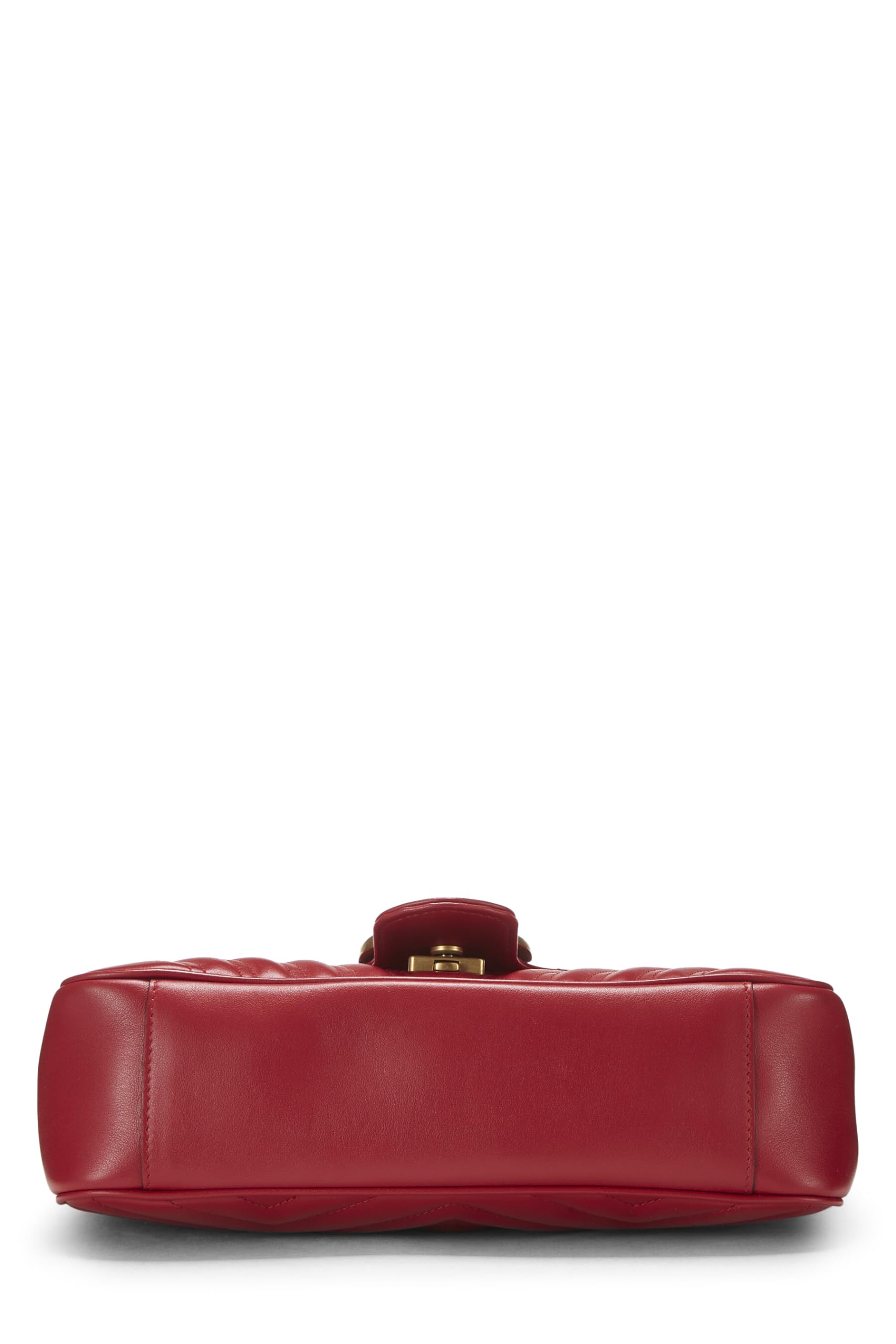Gucci,  Red Leather GG Marmont MatelassÃƒÆ’Ã‚Â© Shoulder Bag Small, Red
