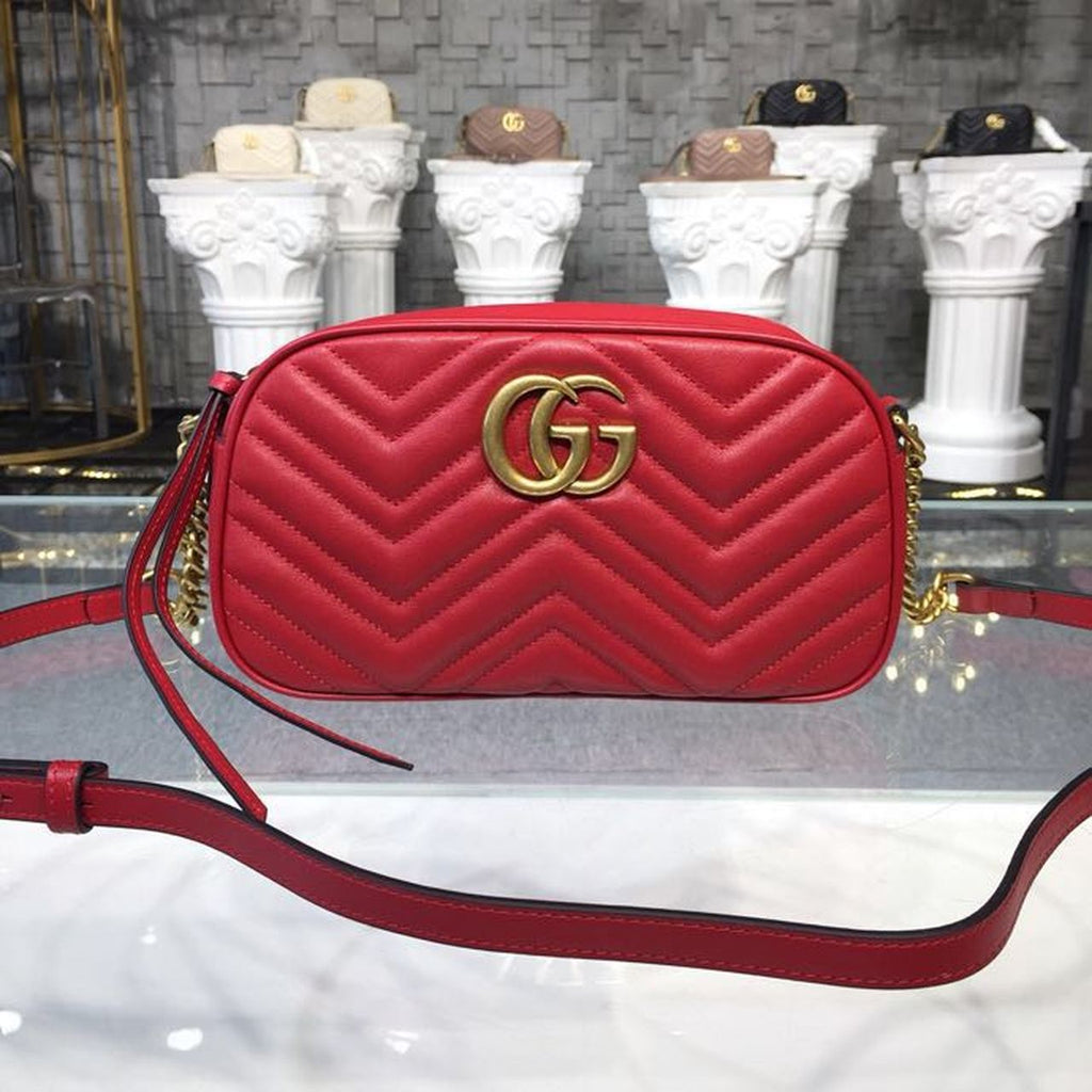 Gucci Marmont Small Matelassé Shoulder Bag Hibiscus Red Matelassé Chevron For Women 9.5in/24cm Gucci 447632 DTD1T 6433