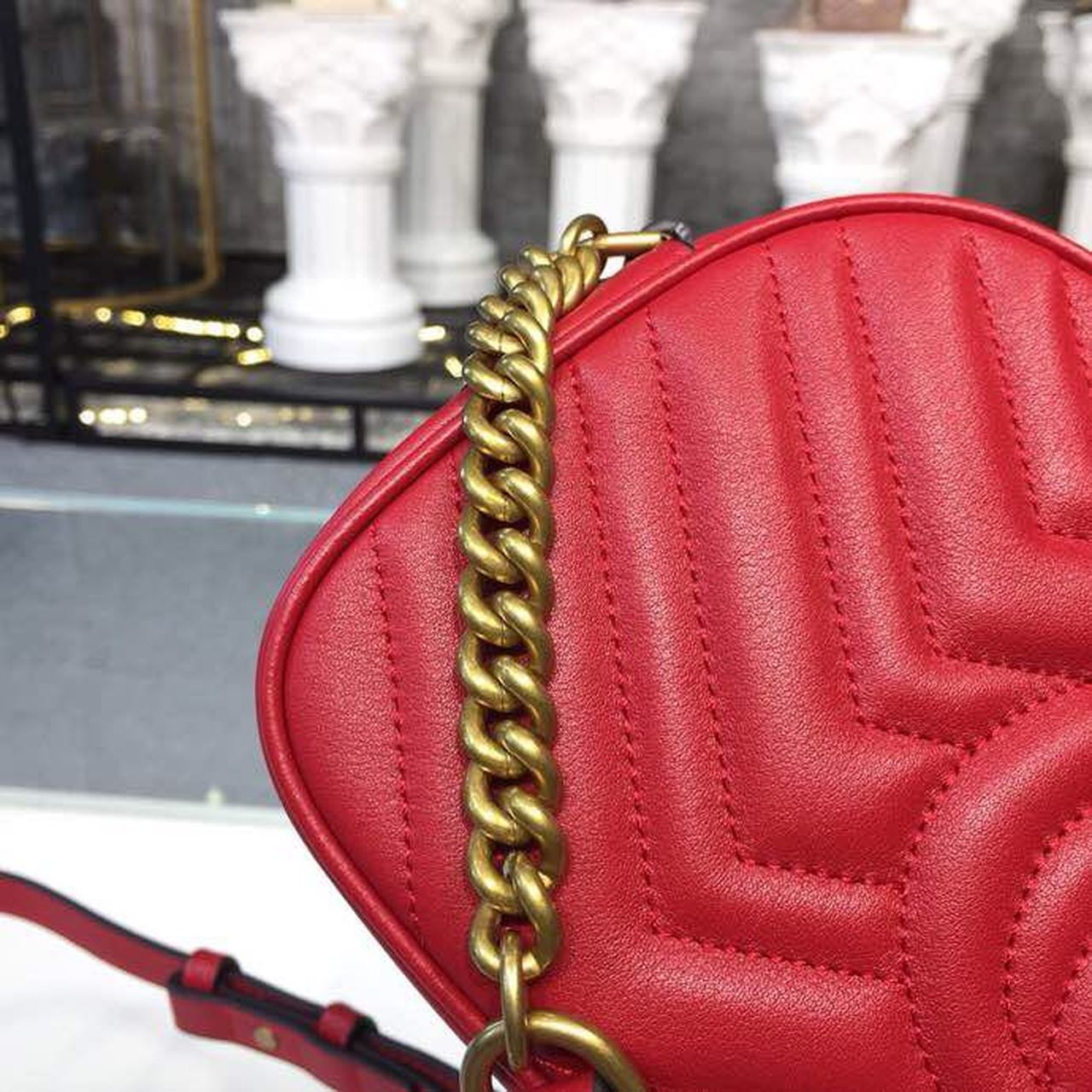 Gucci Marmont Small Matelassé Shoulder Bag Hibiscus Red Matelassé Chevron For Women 9.5in/24cm Gucci 447632 DTD1T 6433