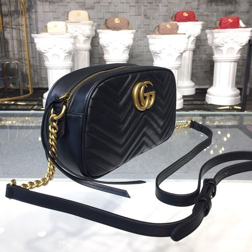 Gucci Marmont Small Matelassé Shoulder Bag Black Matelassé Chevron For Women 9.5in/24cm Gucci 447632 DTD1T 1000