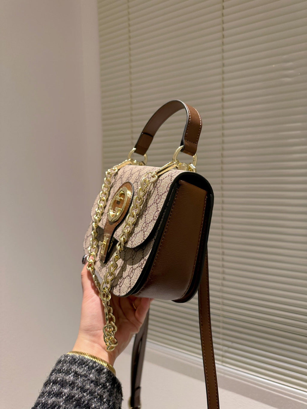 LB - New 1:1 rep  Bags Gucci 526