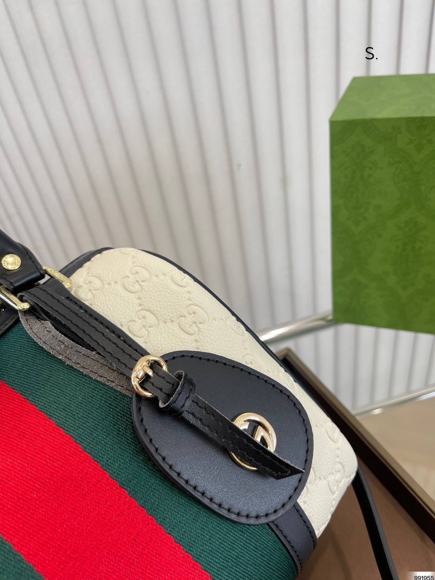 LB - New 1:1 rep  Bags Gucci 538