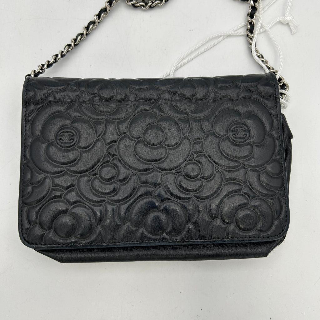 Chanel Camellia Wallet On Chain - Black Clutches, Handbags LA32119