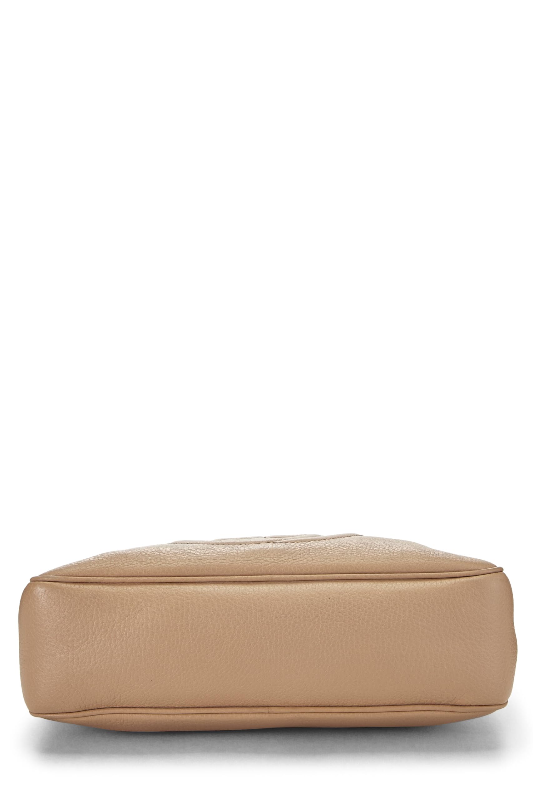 Gucci,  Beige Grained Leather Soho Chain Shoulder Bag, Beige