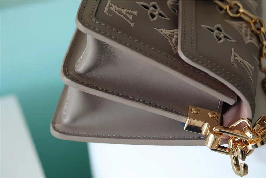 Louis Vuitton Dauphine East West Monogram Khaki For Women,  Shoulder and Crossbody Bags 9.6in/24.5cm Louis VuittonÃƒâ€šÃ‚Â 