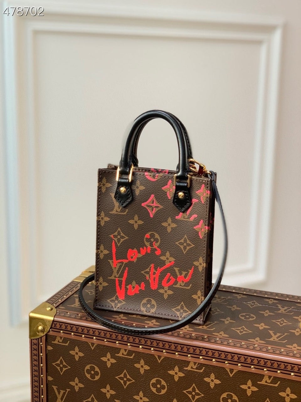Louis Vuitton Petit Sac Plat Fall In Love Monogram Canvas For Women, WoBags, Shoulder And Crossbody Bags 6.7in/17cm Louis Vuitton M80839
