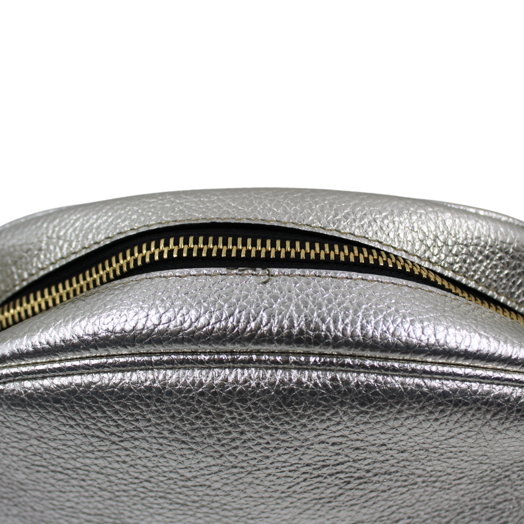 SaLouis Vuittonatore Ferragamo Crossbody Gancini
