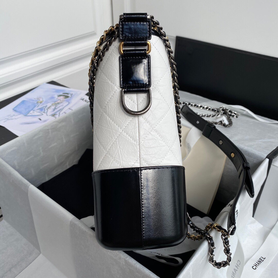 ChanelGabrielle Hobo Handbag White/Black For Women Bags, Shoulder And Crossbody Bags 9.8in/25cm A93824 Y61477 C0200