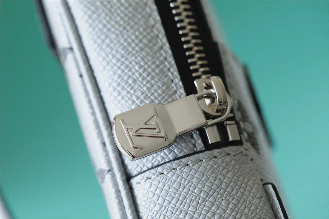 Louis Vuitton Outdoor Sling Bag Taigarama Gunmetal Gray For Men, Bags, Crossbody Bags 8.3in/21cm Louis VuittonÃƒâ€šÃ‚Â 