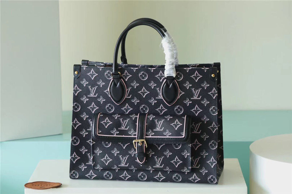 Louis Vuitton OnTheGo MM Monogram Canvas Black For Women,  Shoulder And Crossbody Bags 13.8in/35cm Louis Vuitton M46154