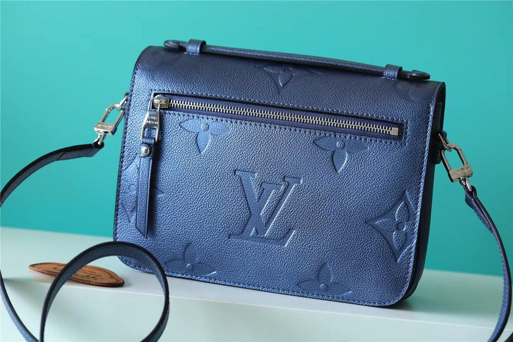 Louis Vuitton Pochette Metis Monogram Canvas Navy Blue For Women, WomenÃƒÂ¢Ã¢â€šÂ¬Ã¢â€žÂ¢s Handbags, Shoulder Bags And Crossbody Bags 9.8in/25cm Louis Vuitton