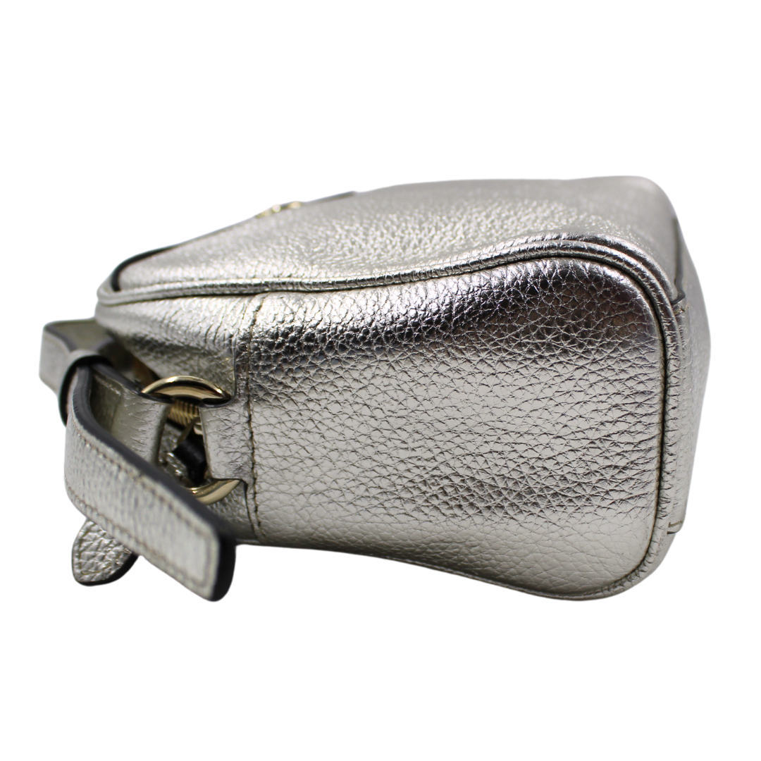 SaLouis Vuittonatore Ferragamo Crossbody Gancini