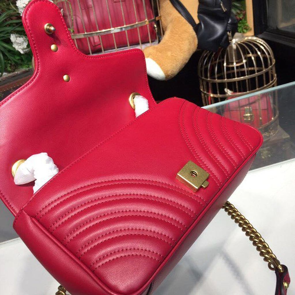 Marmont Small MatelassÃƒÂ© Shoulder Bag Hibiscus Red MatelassÃƒÂ© Chevron For Women 10in/26cm 443497 DRW3T 6433