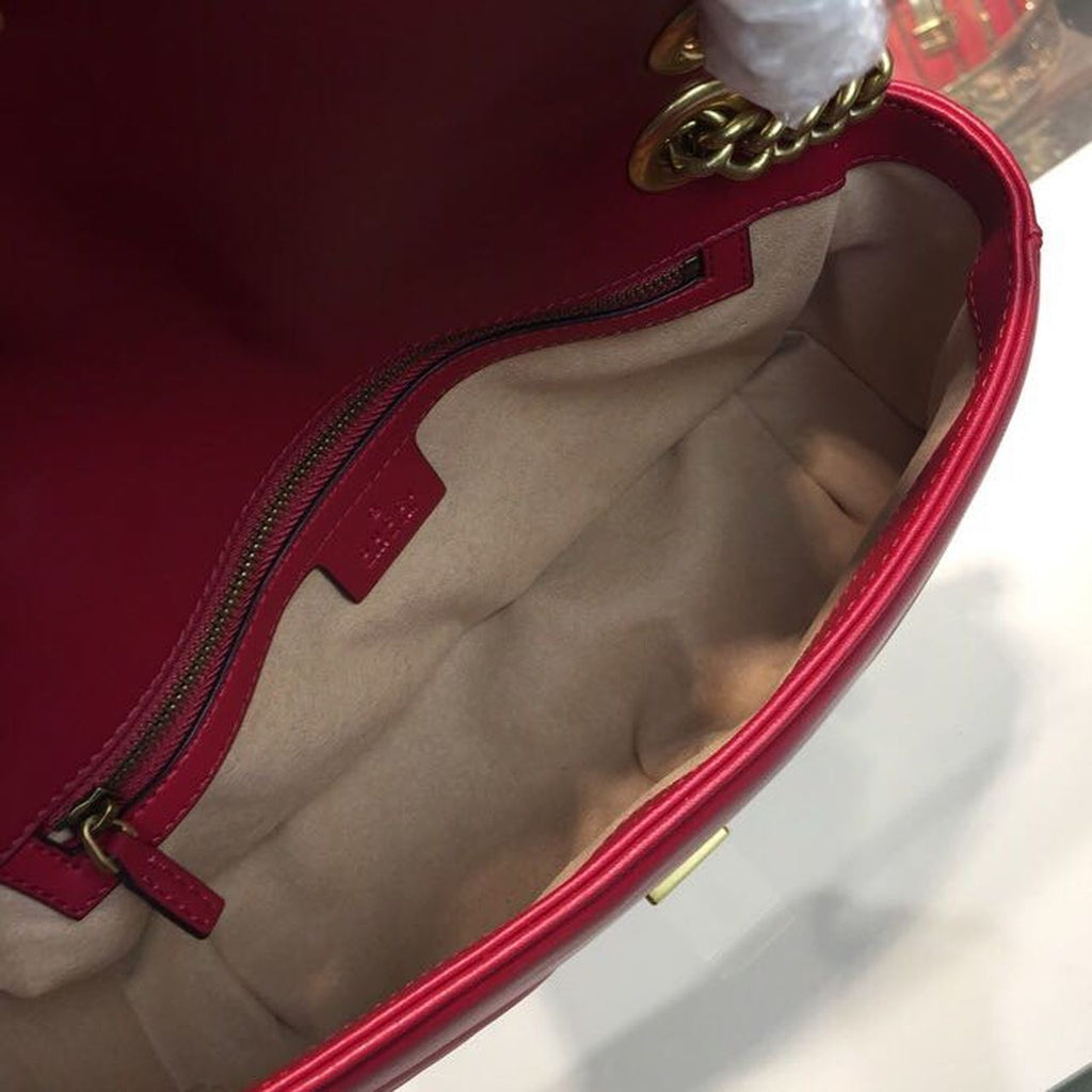 Marmont Small MatelassÃƒÂ© Shoulder Bag Hibiscus Red MatelassÃƒÂ© Chevron For Women 10in/26cm 443497 DRW3T 6433