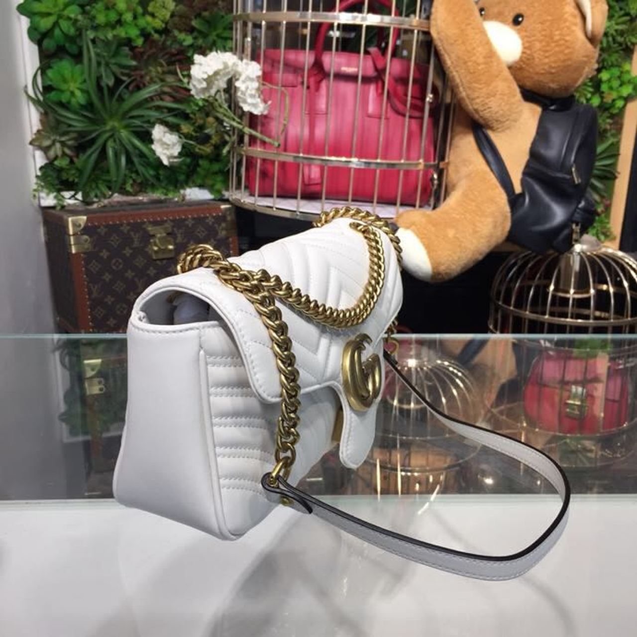 Gucci Marmont Small Matelassé Shoulder Bag White Chevron For Women 10in/25cm 443497 DTDiorT 9022