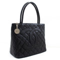 CHANEL SiLouis Vuittoner Medallion Caviar Shoulder Bag Shopping Tote Black SV k57