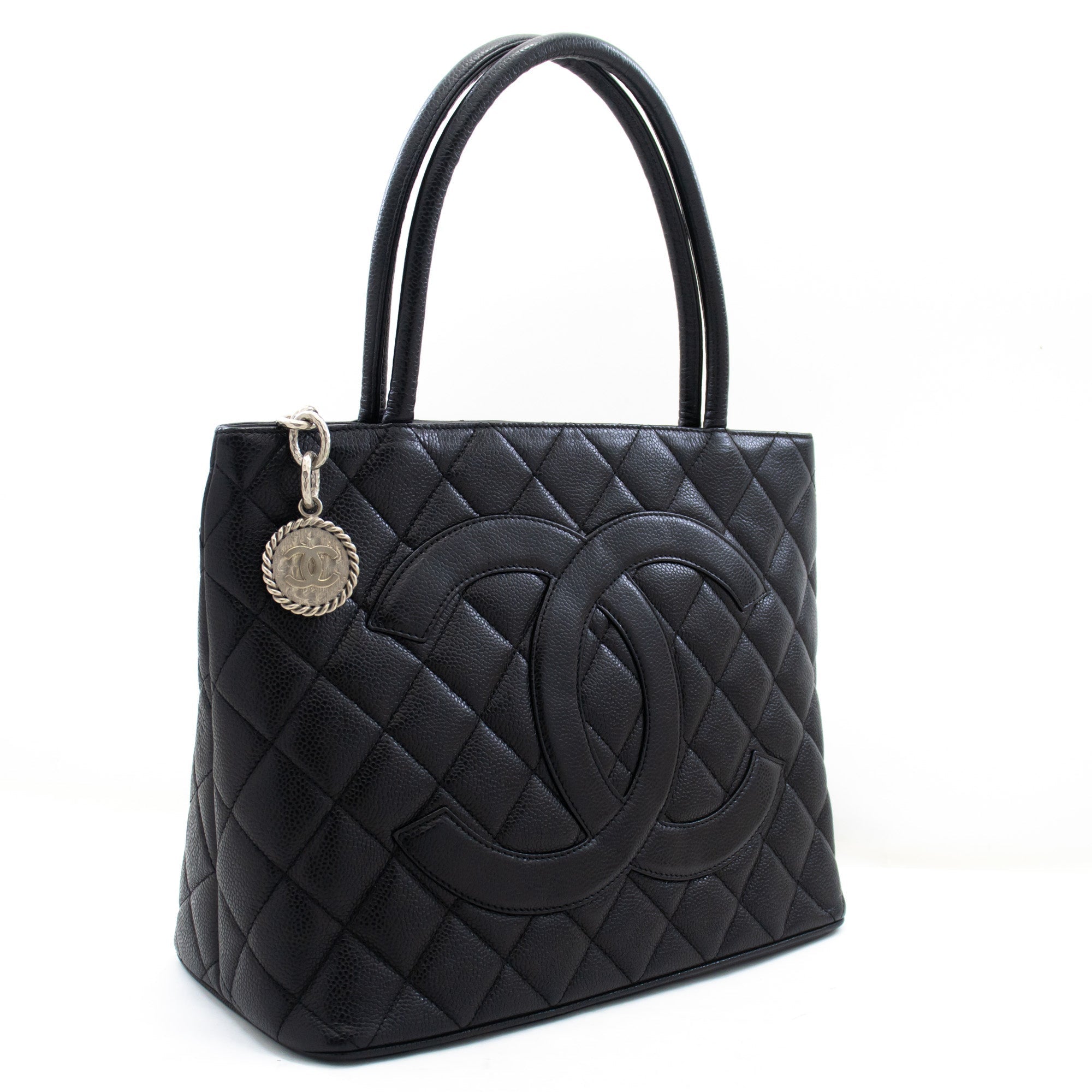CHANEL SiLouis Vuittoner Medallion Caviar Shoulder Bag Shopping Tote Black SV k57
