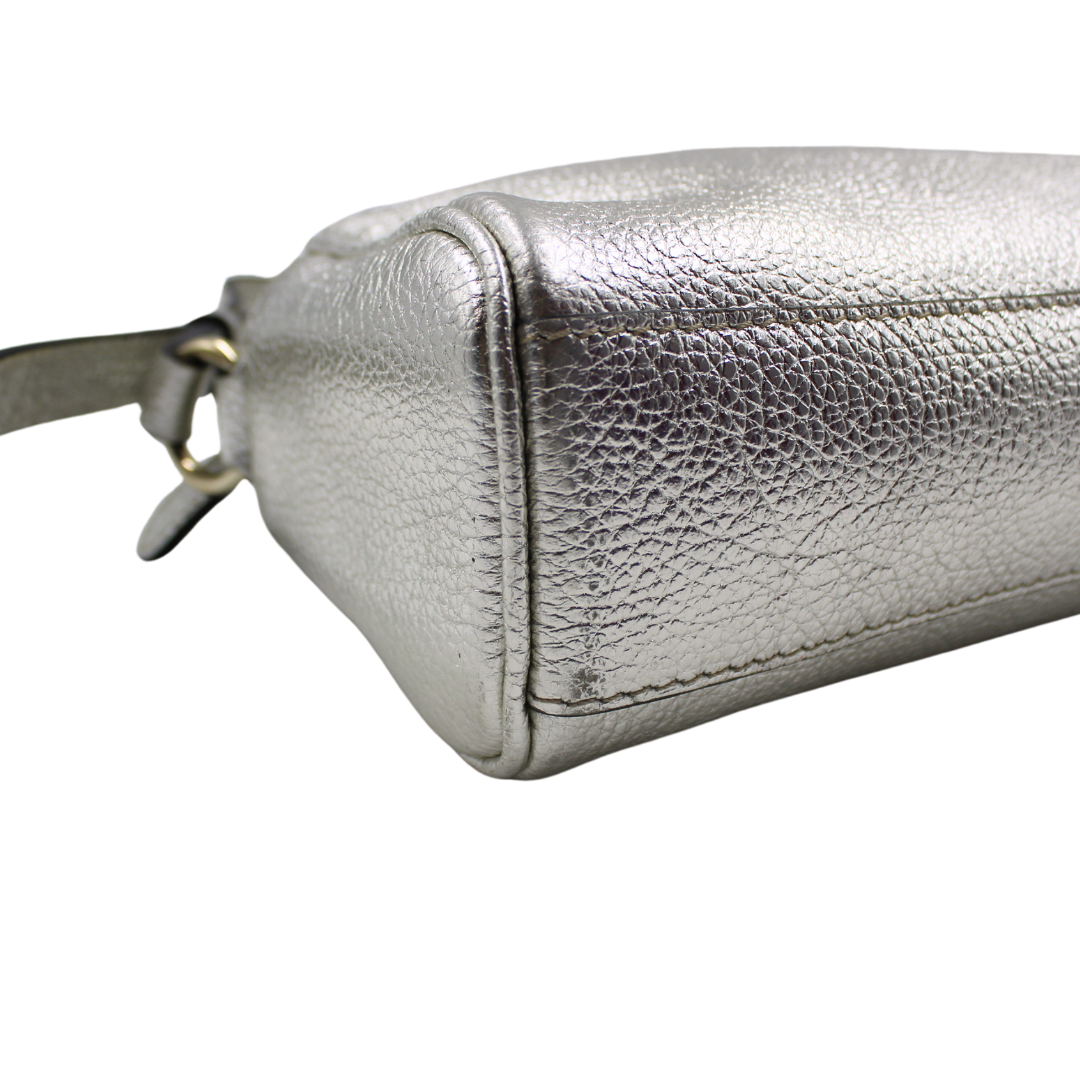 SaLouis Vuittonatore Ferragamo Crossbody Gancini
