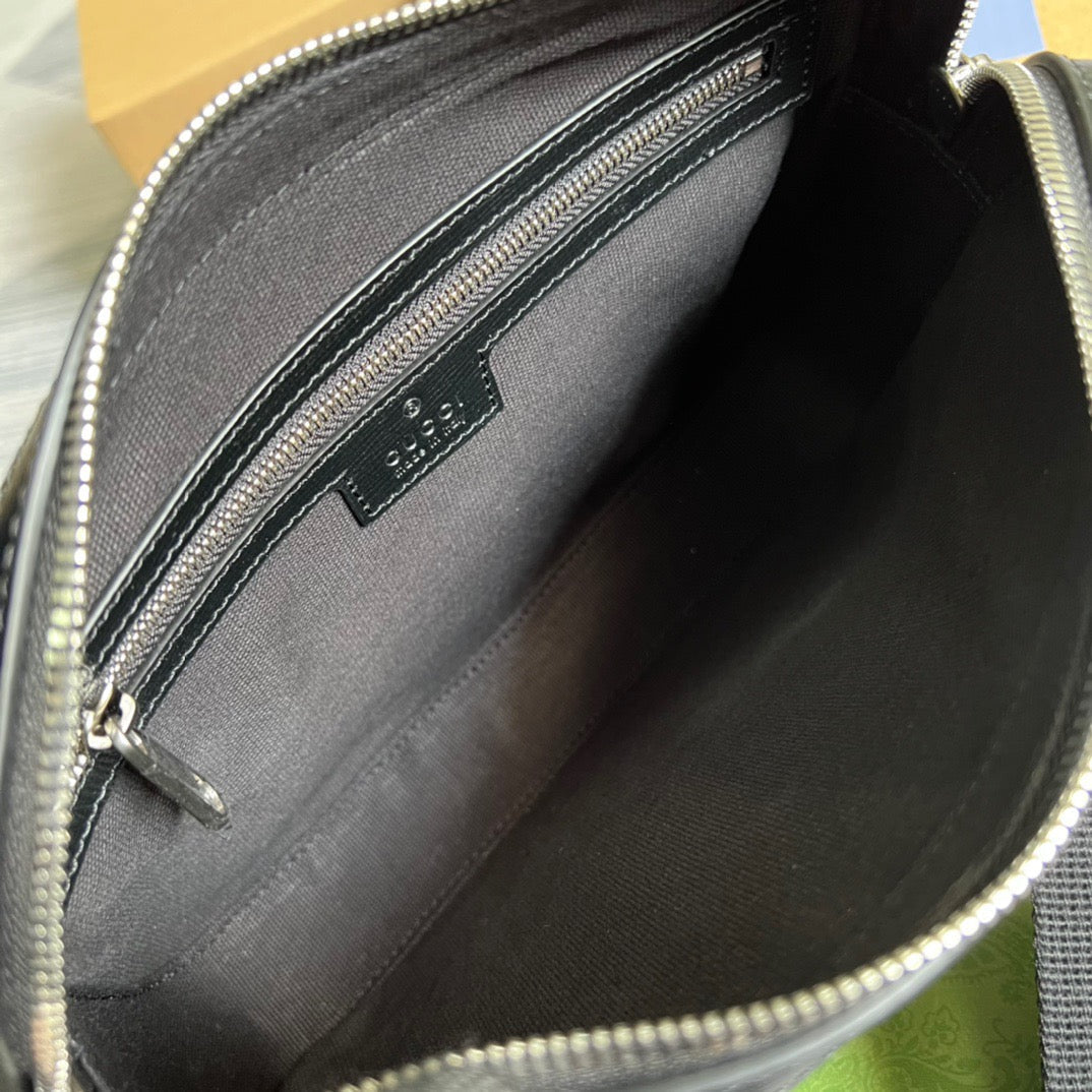 Gucci Shoulder Bag With Interlocking G Black Gucci Supreme Canvas For Women  9.6in/24.5cm Gucci 703468 92THF 1000