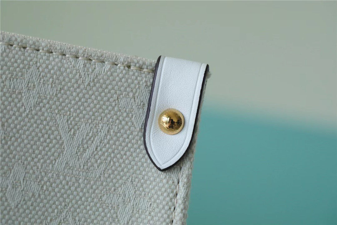 Louis Vuitton Onthego GM Monogram Giant And Rafa White/ Yellow For Women,  Shoulder And Crossbody Bags 41cm/16.1in Louis Vuitton M20815