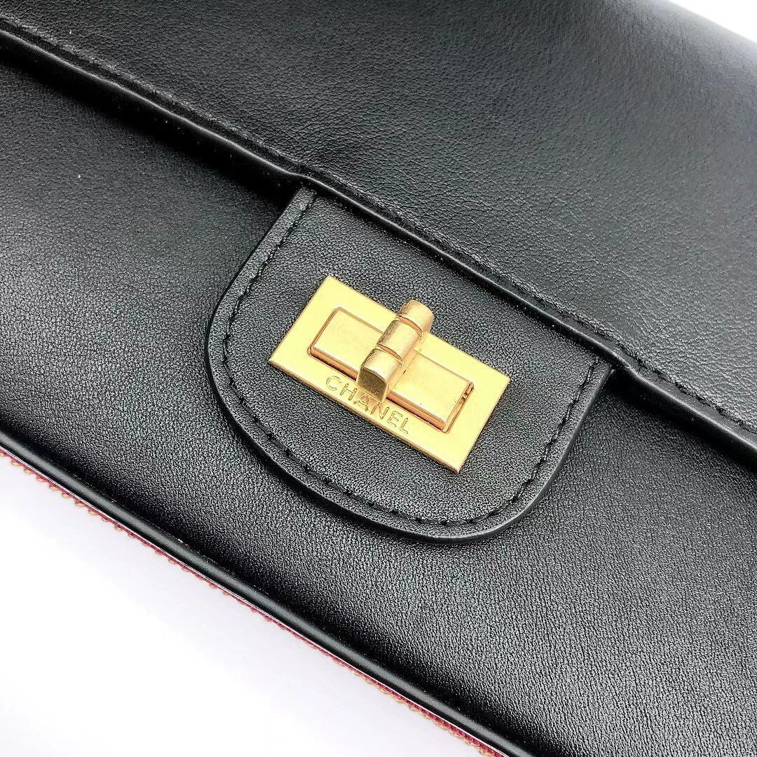 ChanelMaroon Medallion Nude Reissue 2.55 Classic 225 GlamIap Black Bag For Women 24cm/9.4in