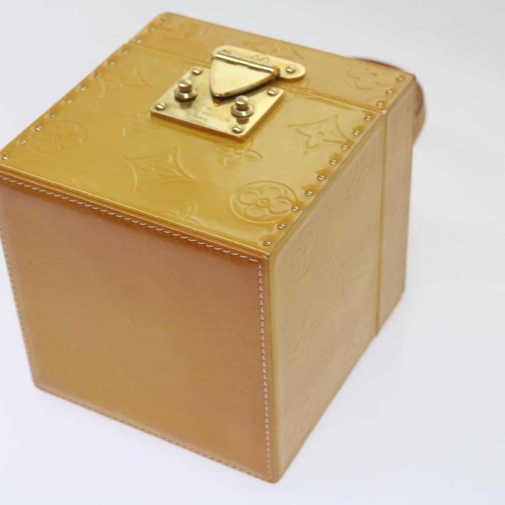 Louis Vuitton Bleecker   Leather Clutch Bag