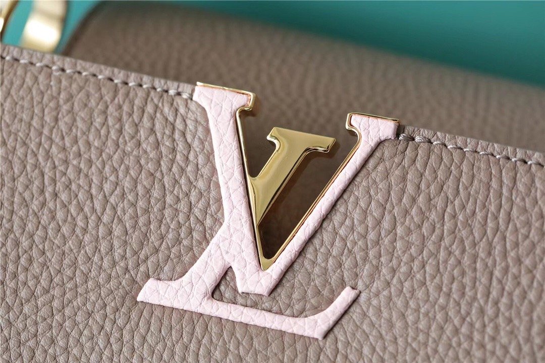 Louis Vuitton Capucines Taurillon Smokey Brown Green/ Creme/ Pink For Women, WomenÃƒÂ¢Ã¢â€šÂ¬Ã¢â€žÂ¢s Bags, Shoulder And Crossbody Bags 10.6in/27cm Louis Vuitton