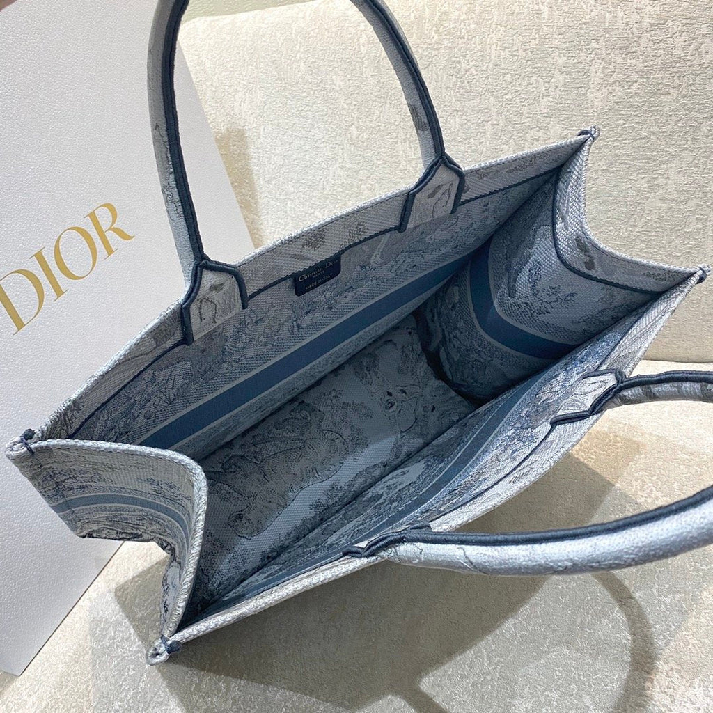 Dior Large Book Tote Blue and White Cornely Embroidery, Blue, For Women Women’s Handbags, Shoulder Bags, 42cm CD M1286ZRGO_M928