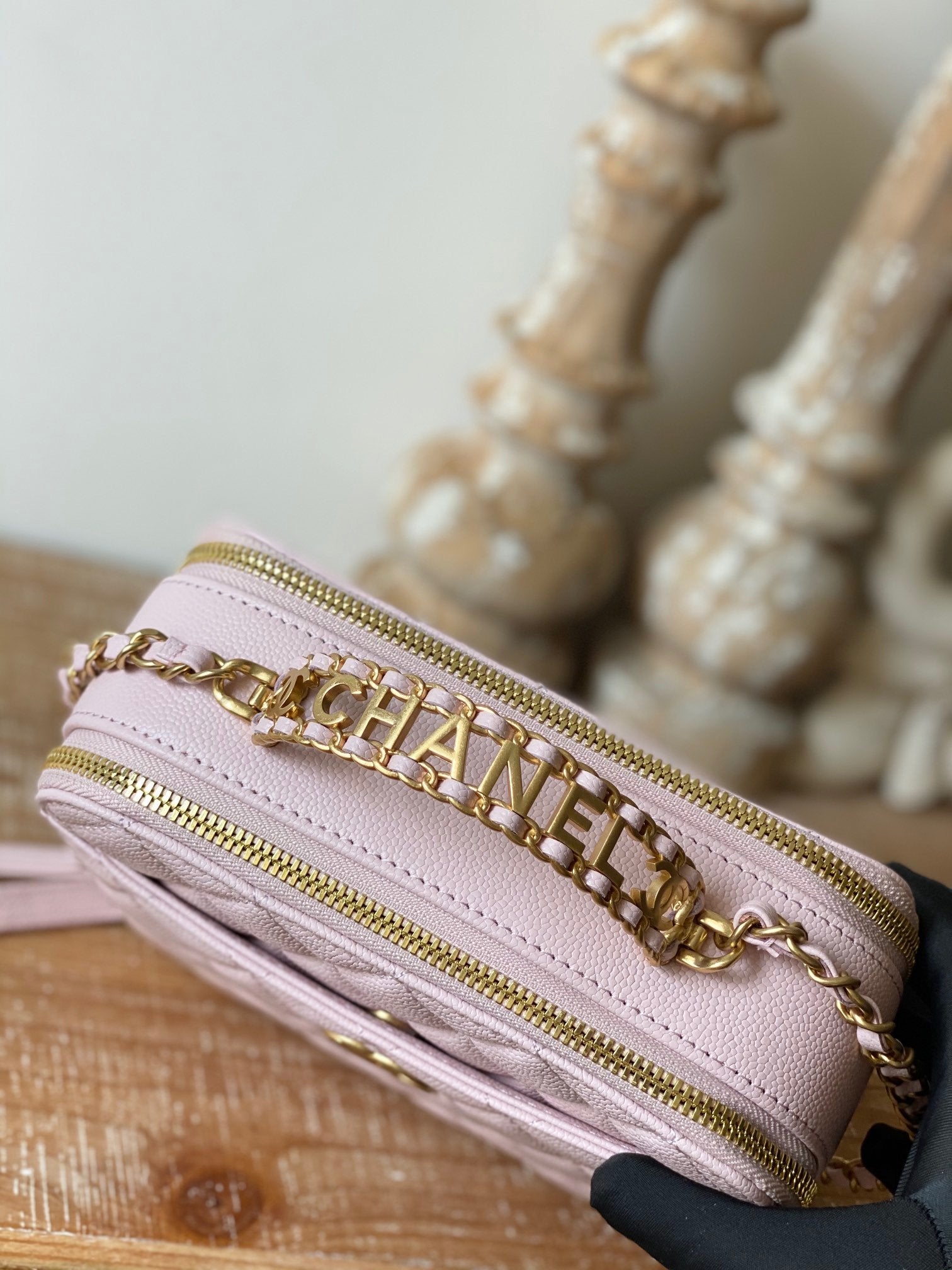 ChanelSmall Vanity Case Gold Hardware Light PiNike For Women Handbags, Shoulder Bags 5.9in/15cm AS3228Ã‚Â 
