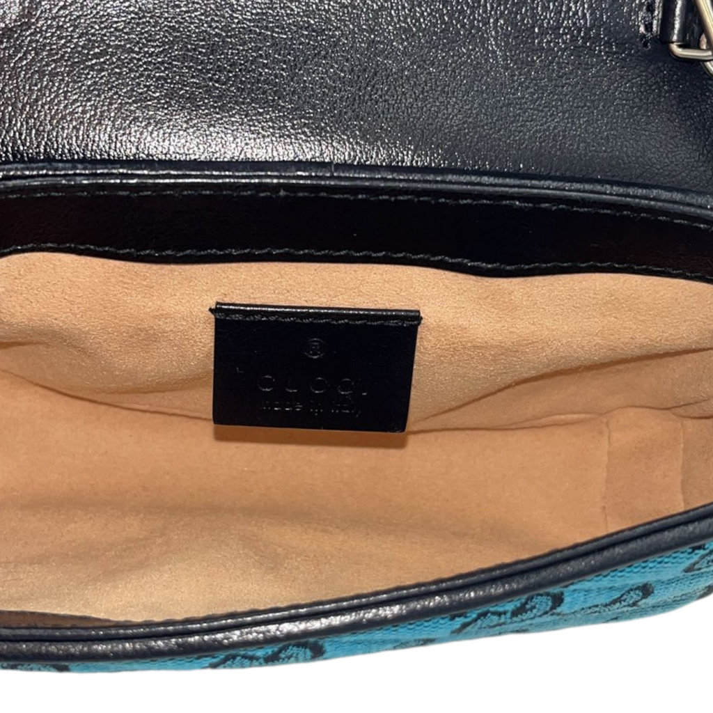Gucci Gucci Marmont Crossbody Bag Super Mini Black