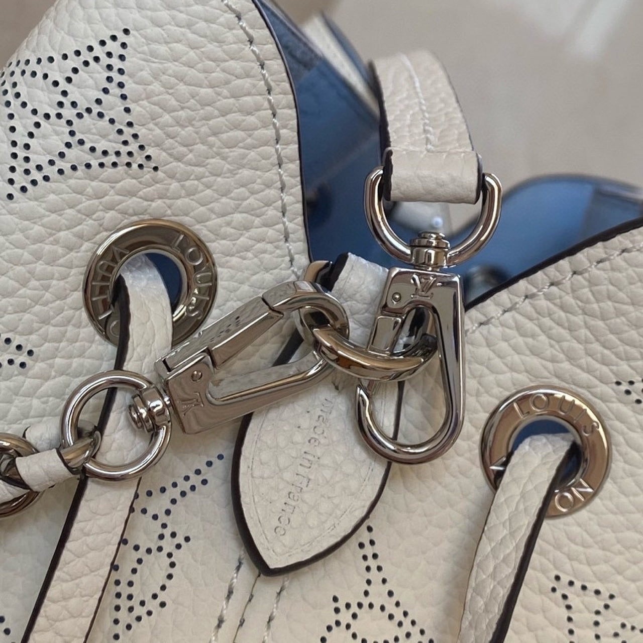 Louis Vuitton Bella Bucket Bag Light Blue For Women,  Shoulder And Crossbody Bags 7.5in/19cm Louis Vuitton M57856