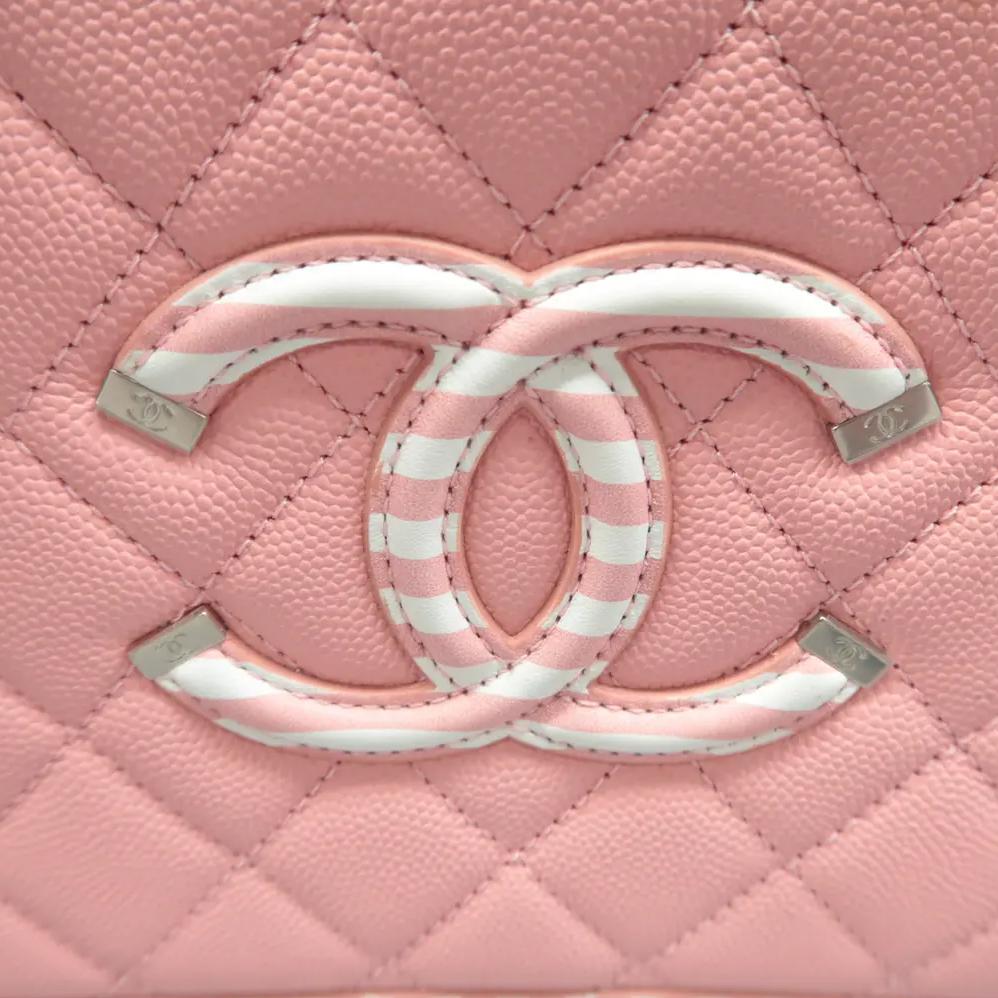 Chanel Vanity Case Filigree CC Medium Caviar Quilted Shoulder Bag Pink