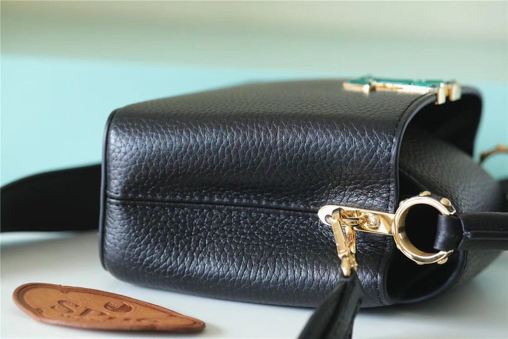 Louis Vuitton Capucines BB Taurillon Black For Women,  Shoulder And Crossbody Bags 21cm/8.3in Louis Vuitton