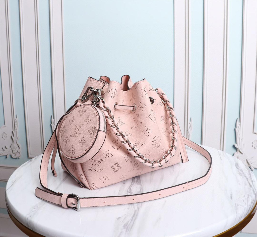 Louis Vuitton Bella Bucket Bag Mahina Magnolia Pink For Women, WomenÃƒÂ¢Ã¢â€šÂ¬Ã¢â€žÂ¢s Handbags, Shoulder And Crossbody Bags 7.5in/22cm Louis Vuitton M57068
