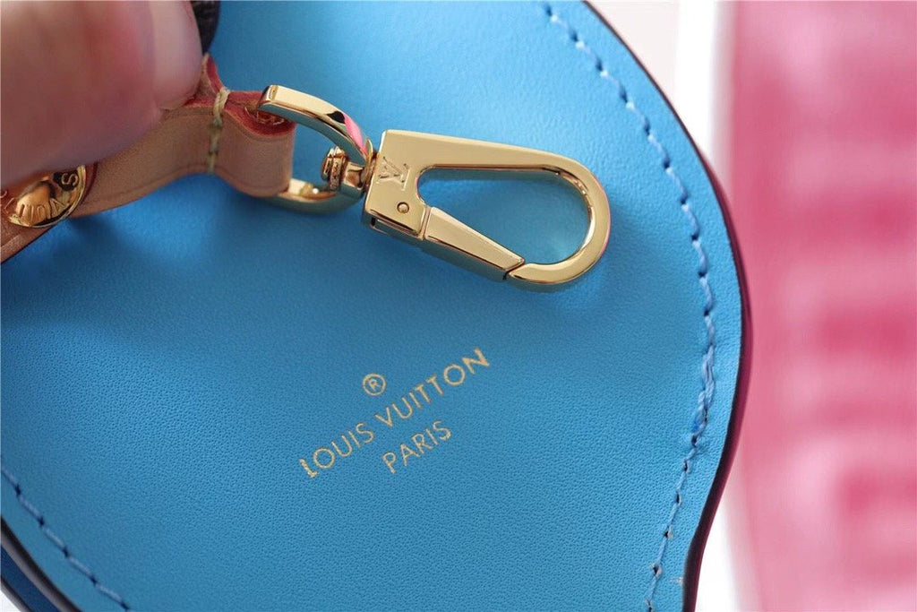 Louis Vuitton Twist MM Epi Pink For Women,  Shoulder And Crossbody Bags 7.5in/19cm Louis VuittonÃƒâ€šÃ‚Â 