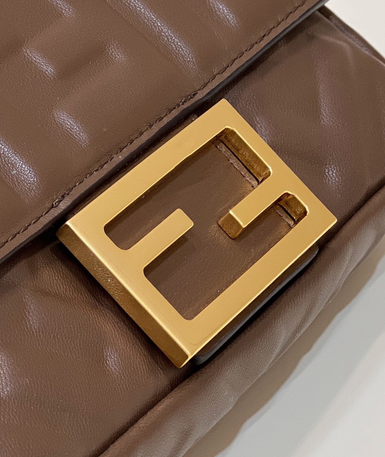 Baguette Brown For Women, Handbags, Shoulder And Crossbody Bags 7.5in/19cm FF 8BS017