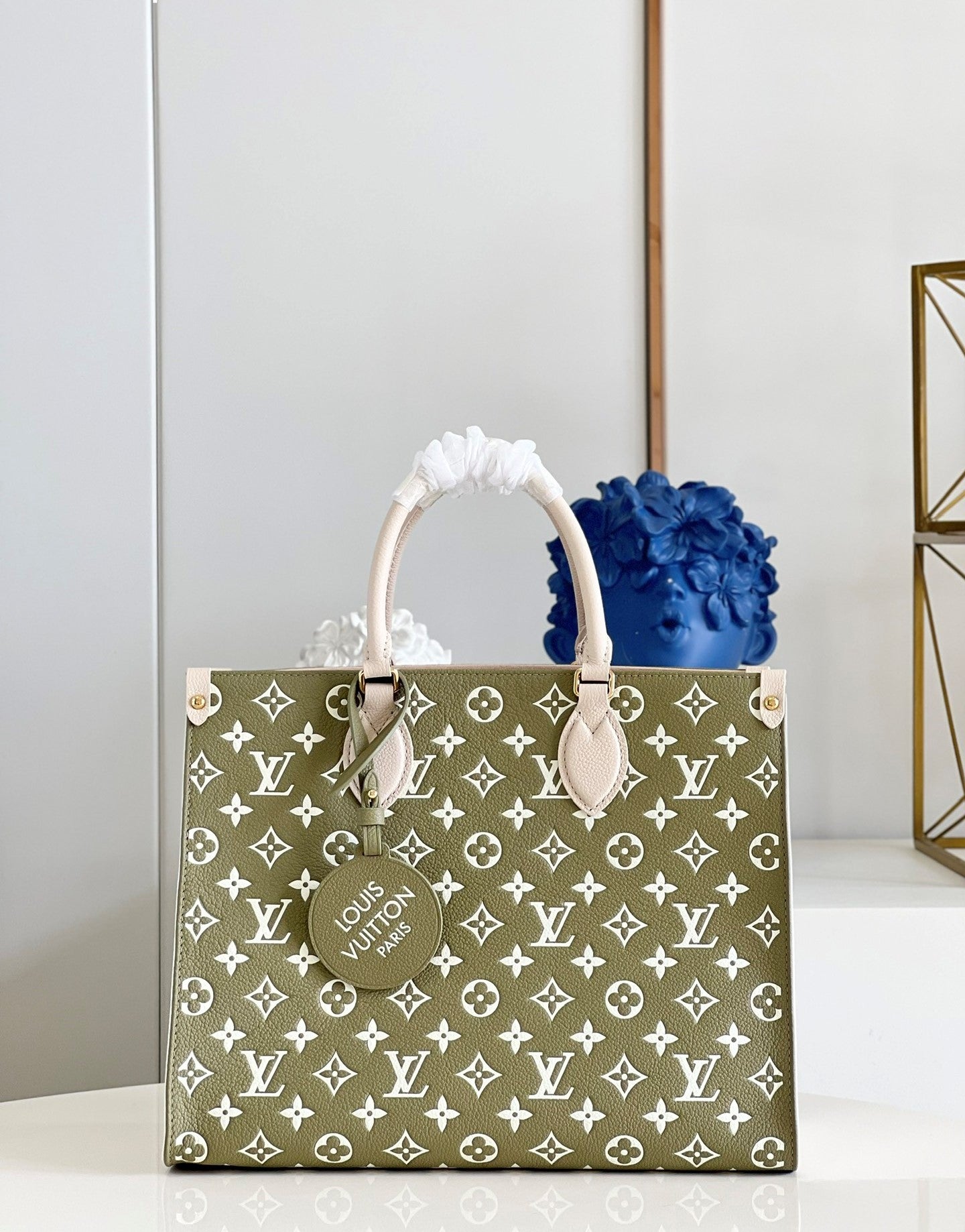 Louis Vuitton Onthego MM Monogram Empreinte Khaki Green For Women,  Tote Bags 35cm Louis Vuitton M46060