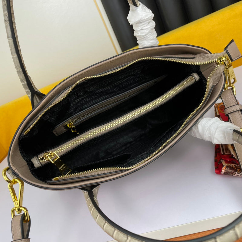 Barnes-Bags - Prada Bags - 850