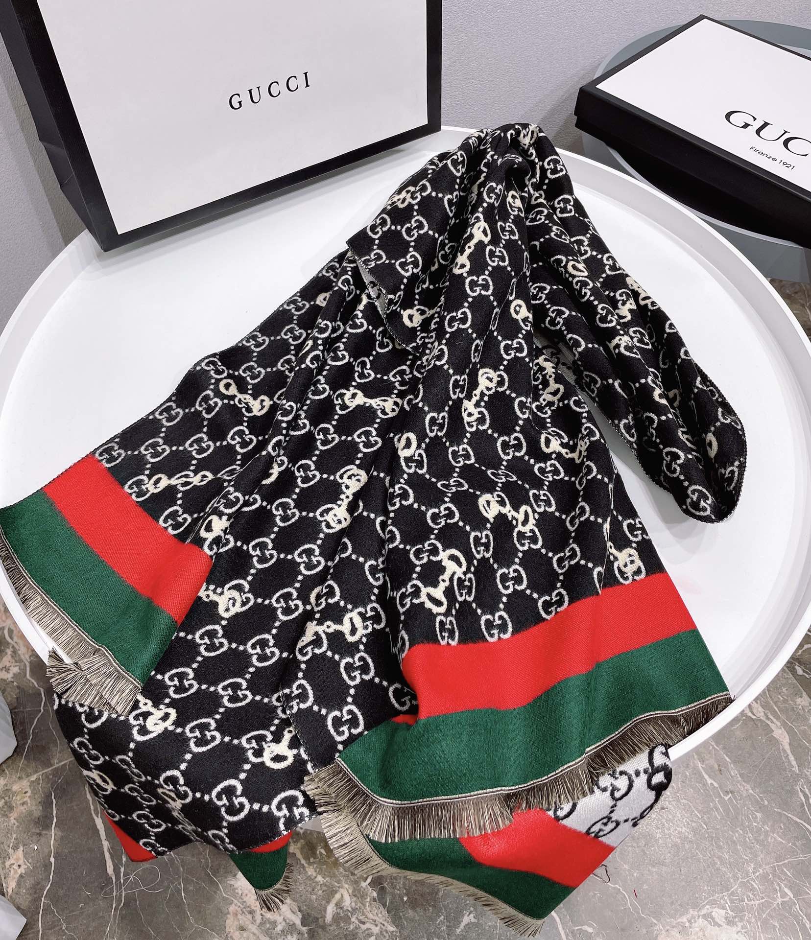 LB - Luxury Gucci Scarf 014