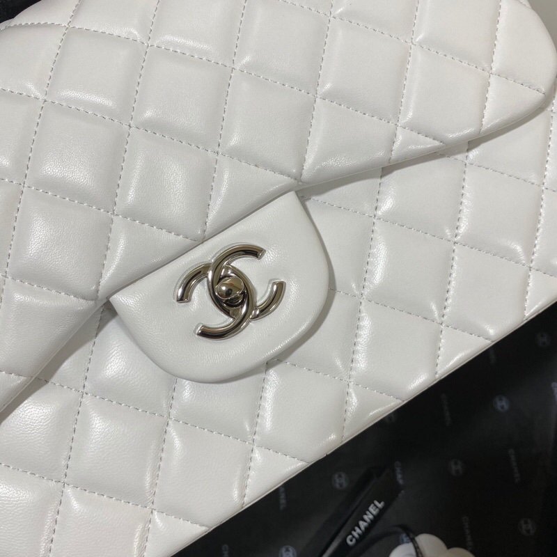 ChanelLarge Classic Handbag SiLouis Vuittoner Hardware White For Women, Women’s Handbags, Shoulder Bags 11.8in/30cm