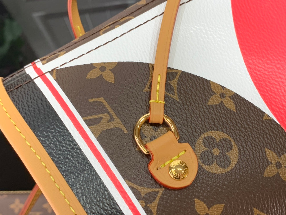 Louis Vuitton Neverfull MM Game On Tote Bag Monogram Canvas By Nicolas Ghesquiere For Women,  Shoulder Bags 12.2in/31cm Louis Vuitton M57452