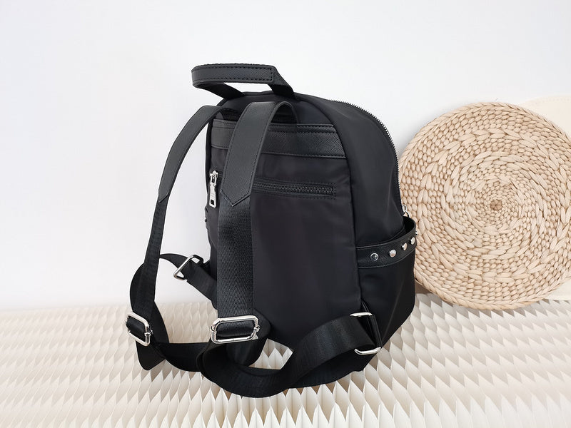 Barnes-Bags - Prada Bags - 897